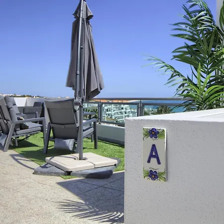 Apartamento Rooftop Ocean View The Perch Olhos de Agua (Albufeira)
